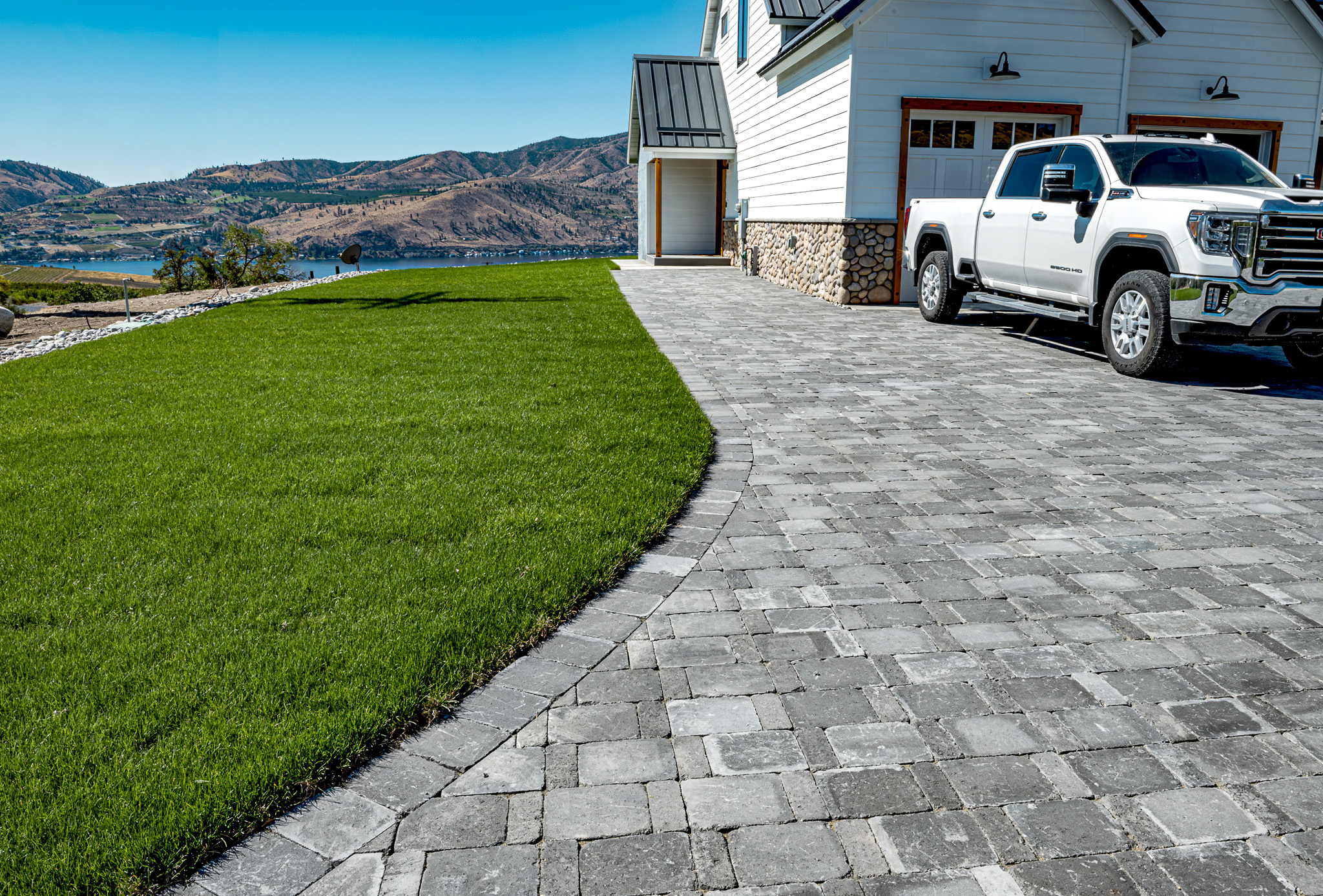 How Professional Driveway Paving Can Improve Your Property
